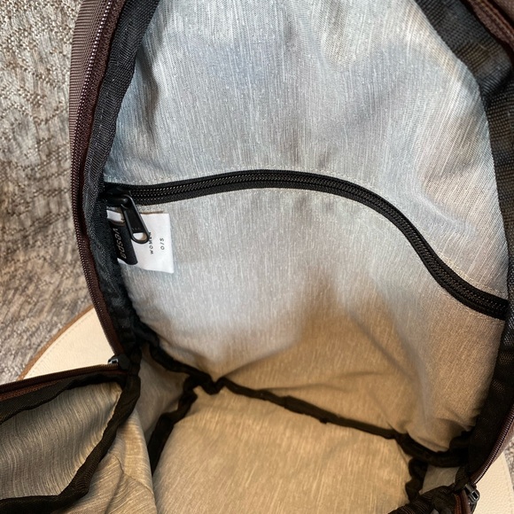 Sherpani Vespa Mini Backpack Bag Rosewood main image 11